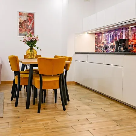 3 Rooms In Mennica Residence Warsaw Exterior photo